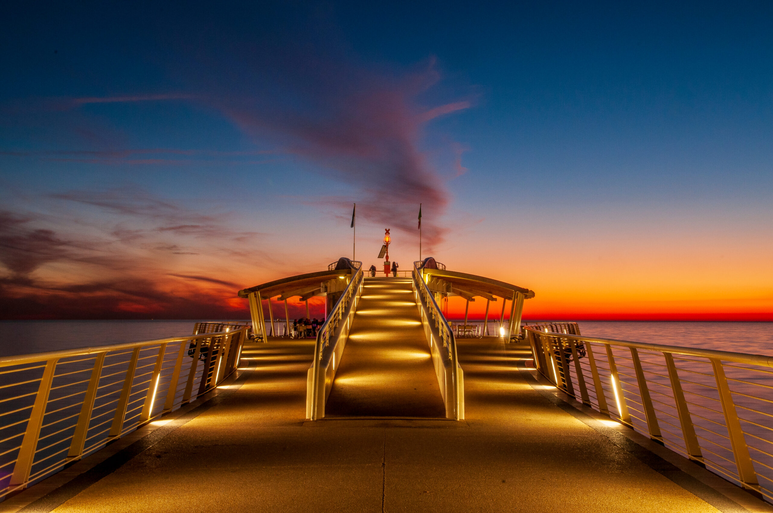 The,Pier,Of,Lido,Di,Camaiore,,Tuscany,,Italy,,Is,A home genex